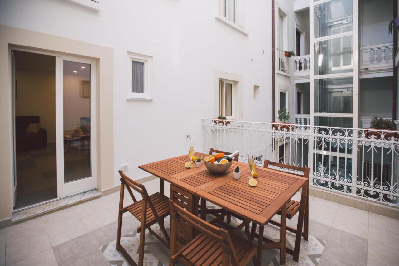 New Apartment With Patio Syracuse Eksteriør billede